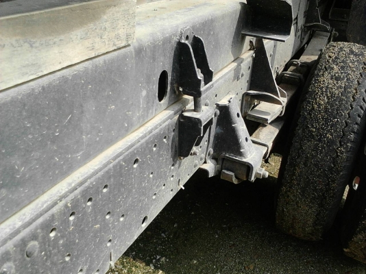 รถอีซูซุ 6 ล้อดั้ม NQR 175 แรงม้า. ปี 50   สนใจติดต่อ  081 - 6079515