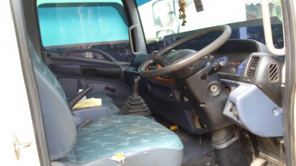 รถฮีโน่ 6 ล้อดั้ม FC9J 150 แรงม้า. ปี 47   สนใจติดต่อ  081 - 6079515