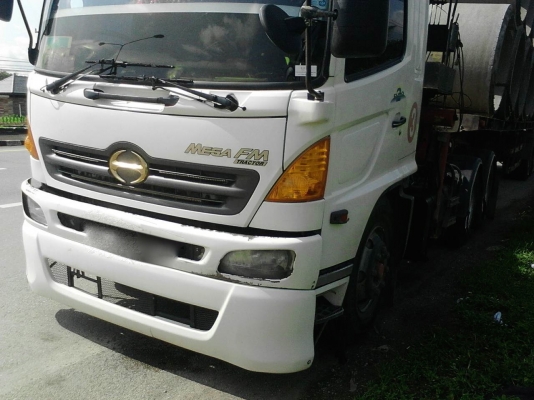 รถฮีโน่ 10 ล้อ หัวลาก 260 แรงม้า. ปี 48 , ( มีขาย 2 คัน. )    สนใจติดต่อ  081 - 6079515