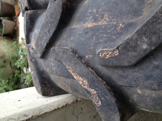 (ขายแล้ว 1 คู่ครับ)ขายยาง 8-18มือ2 ใส่ 45-47 แรง สภาพพร้อมใช้ถูกๆ