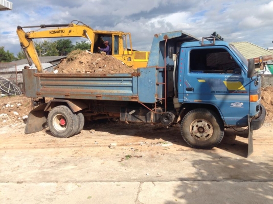 ISUZU NPR115