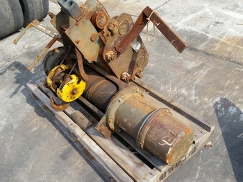 รอกไฟฟ้า ขนาด 1 ตัน วิ๊นซ์ไฟฟ้า HITACHI 1L1 วิ่งบนรางเหล็กได้ เก่าญี่ปุ่น รอกไฟฟ้า ขนาด 1 ตัน วิ๊นซ์ไฟฟ้า HITACHI 1L1 วิ่งบนรางเหล็กได้ เก่าญี่ปุ่น