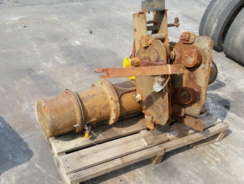 รอกไฟฟ้า ขนาด 1 ตัน วิ๊นซ์ไฟฟ้า HITACHI 1L1  วิ่งบนรางเหล็กได้ เก่าญี่ปุ่น