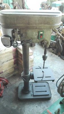 ===== Sold Out!! ===== สว่านแท่นตัวใหญ่ King Taiwan มอเตอร์ Mitsu 1 HP. 380V. สภาพสวย แน่นๆ พร้อมใช้งาน 089-2499-123 นครปฐม