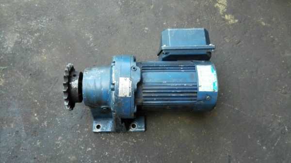 Sale>> มอเตอร์เกียร์ Sumitomo Cyclo Drive 0.5 HP. 380V. อัตราทด 1:35 วิ่งเงียบ 089-2499-123 นครปฐม