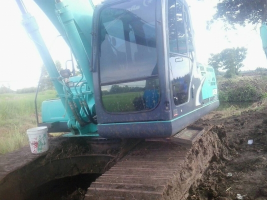 ขายรถแบคโฮ KOBELCO SK200-8 YN12 super เอกสารอินวอย ไมล์ 12667 ชม. ราคา 1790000