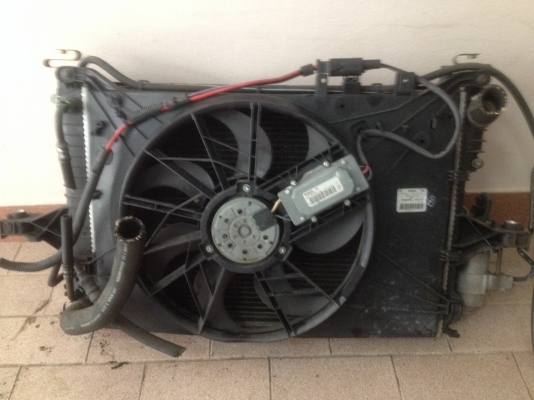 หม้อน้ำ VOLVO V70 ติดพัดลมเเผงแอร์ครบเก่าญี่ปุ่นแท้สภาพสวย