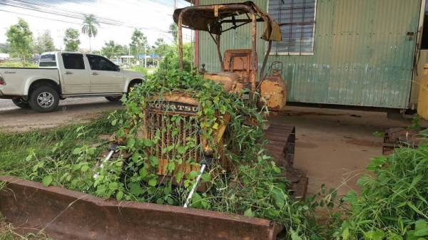 ขายแทรคเตอร์ KOMATSU D20P-3 เอกสารสัญญาซื้อขาย ราคาต่อรองได้