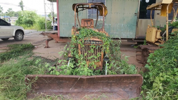 ขายแทรคเตอร์ KOMATSU D20P-3 เอกสารสัญญาซื้อขาย ราคาต่อรองได้