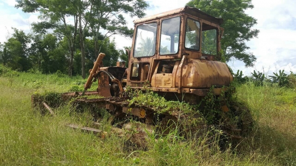 ขายแทรคเตอร์ KOMATSU D60-16 เก่านอก เอกสารใบอินวอยซ์ เครื่องคัมมิน ช่วงล่างดี รถใช้งานได้ปกติครับ ขายแทรคเตอร์ KOMATSU D60-16 เก่านอก เอกสารใบอินวอยซ์ เครื่องคัมมิน ช่วงล่างดี รถใช้งานได้ปกติครับ