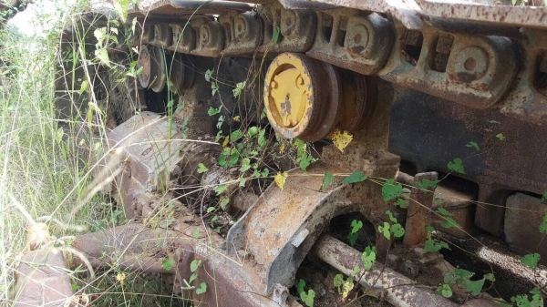 ขายแทรคเตอร์ KOMATSU D60-16 เก่านอก เอกสารใบอินวอยซ์ เครื่องคัมมิน ช่วงล่างดี รถใช้งานได้ปกติครับ ขายแทรคเตอร์ KOMATSU D60-16 เก่านอก เอกสารใบอินวอยซ์ เครื่องคัมมิน ช่วงล่างดี รถใช้งานได้ปกติครับ