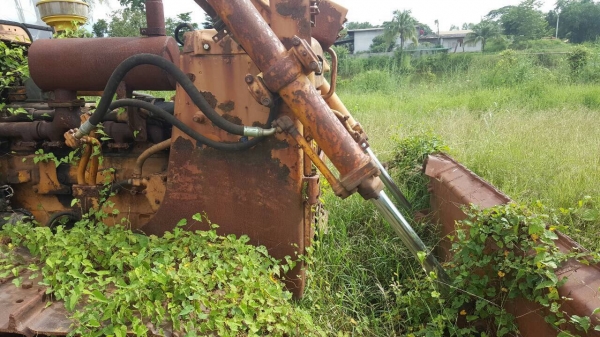 ขายแทรคเตอร์ KOMATSU D60-16 เก่านอก เอกสารใบอินวอยซ์ เครื่องคัมมิน ช่วงล่างดี รถใช้งานได้ปกติครับ ขายแทรคเตอร์ KOMATSU D60-16 เก่านอก เอกสารใบอินวอยซ์ เครื่องคัมมิน ช่วงล่างดี รถใช้งานได้ปกติครับ