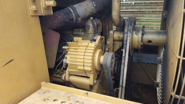 ขายแทรตเตอร์ CAT 953 เก่านอก เอกสารใบอินวอยซ์ สภาพสวยพร้อมใช้งาน ราคาต่อรองได้ครับ ขายแทรตเตอร์ CAT 953 เก่านอก เอกสารใบอินวอยซ์ สภาพสวยพร้อมใช้งาน ราคาต่อรองได้ครับ