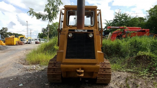 ขายแทรตเตอร์ CAT 953 เก่านอก เอกสารใบอินวอยซ์ สภาพสวยพร้อมใช้งาน ราคาต่อรองได้ครับ ขายแทรตเตอร์ CAT 953 เก่านอก เอกสารใบอินวอยซ์ สภาพสวยพร้อมใช้งาน ราคาต่อรองได้ครับ