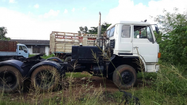 ขายหัวลาก ISUZU วางหัวเก๋ง HINO 3 ใบปัด เครื่อง V 10 สูบ 10PE1 380 แรงม้า คัสซีสวย ช่วงล่างแน่น ทะเบียนพร้อมโอนครับ