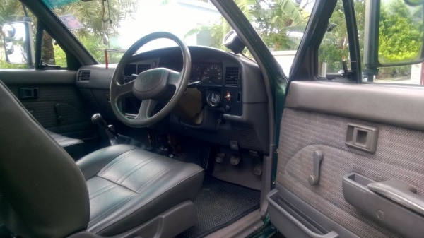 TOYOTA HILUX LN111 SR5 4x4 คานVX80 TOYOTA HILUX LN111 SR5 4x4 คานVX80