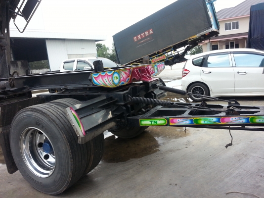 ขายลูกพ่วง3เพลาแท้ อู่ธนิกลการ