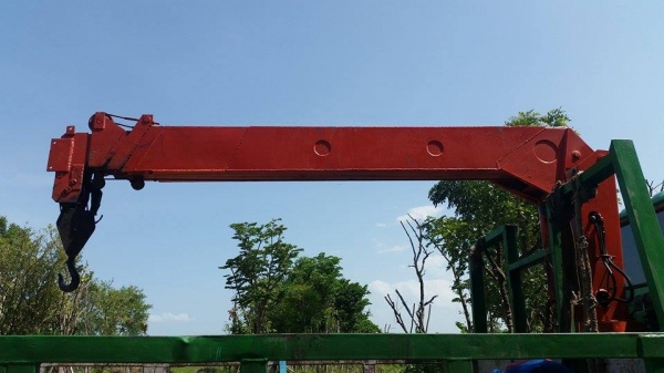 ขายเครนทานาโด 3ตัน 4ปอก 3ชัก ท้องแบน