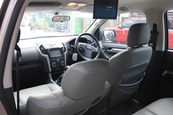 รถสวย สภาพดี ไม่มีชน