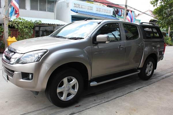 รถสวย สภาพดี ไม่มีชน