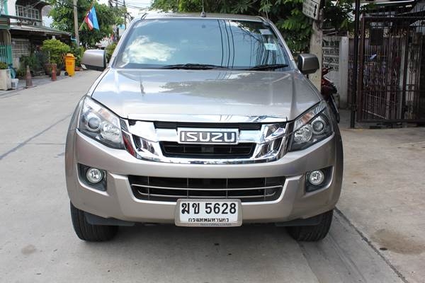 รถสวย สภาพดี ไม่มีชน รถสวย สภาพดี ไม่มีชน