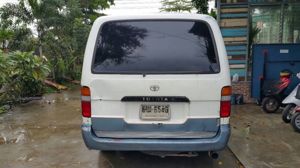 Toyota Hiace ปี91 ดีเซล2500cc เกียร์ธรรมดา Toyota Hiace ปี91 ดีเซล2500cc เกียร์ธรรมดา