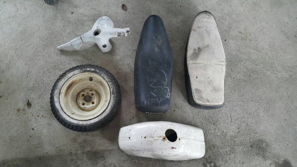 ซาก เวสป้า สมอลเฟรม ซาก เวสป้า สมอลเฟรม