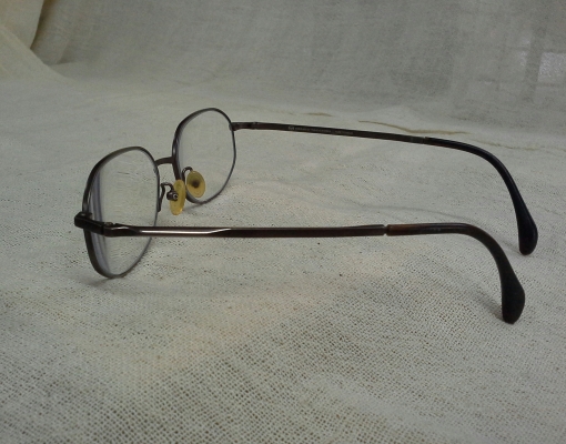 แว่นสายตายาวอิตาเลียน ไททาเนียม 100\% SERGIO TACCHINI