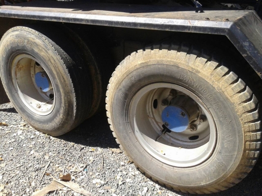 HINOรถบรรทุก  10 ล้อ แบบหัวลาก  ขายหัว