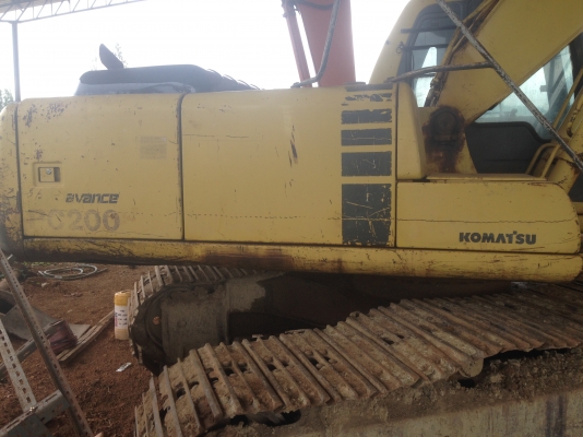 ขาย Komatsu Pc200 รุ่น 6 พร้อมใช้งาน ราคา 980,000 บาท ขาย Komatsu Pc200 รุ่น 6 พร้อมใช้งาน ราคา 980,000 บาท