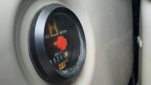 ขาย รถขุด CATERPILLAR รุ่น 308CR  แทร็กเหล็ก มือสองญี่ปุ่น มีไลน์กระแทก มือถือ/LINE ID : 0818753444