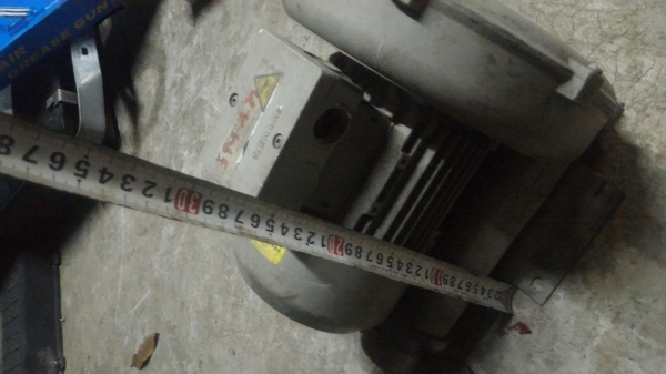 ริงโบเวอร์ SIEMENS จากเยรมัน ขนาด 400 W. รอบจัด 2760 รอบต่อนาที ต่อใช้ไฟได้ตั้งแต่ 185 - 390 V.