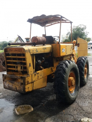 รถตัก KOMATSU JH30 ราคา 250,000บาท