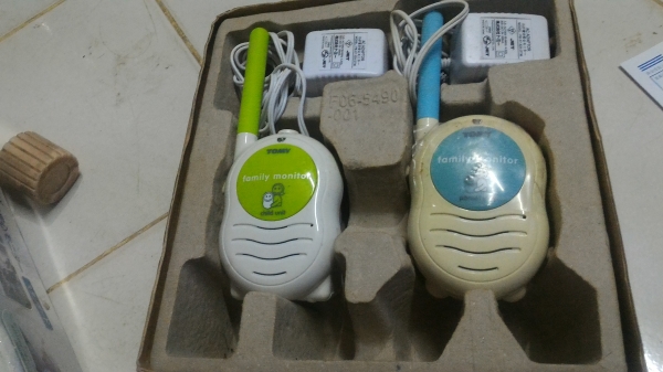 เครื่องเฝ้าฟังลูก family monitor แบบสองทาง พูดสวนกลับได้ด้วย