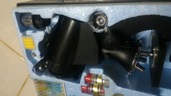 ชุดกล้อง กล้องไมโครสโคป ยี่ห้อ friend แบบ HIGH QUALITY PRECISION  TESTED OPTICS กำลังขยายถึง 1200 เท่า