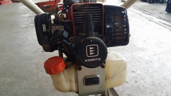 เครื่องแหวกร่องกล้าในนาเดินตาม  KIORITZ รุ่น MKS332 เก่าญี่ปุน สภาพดี