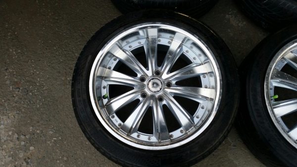 แม็กพร้อมยางขอบ18