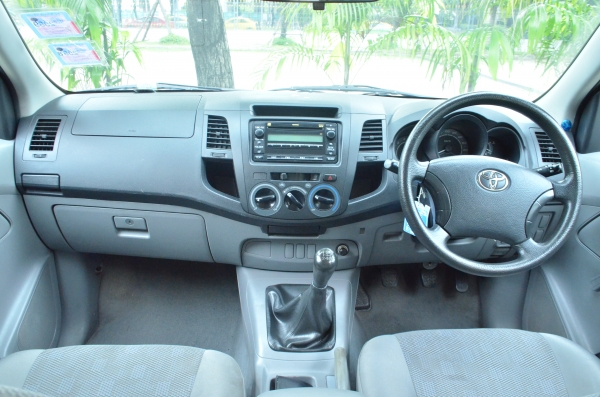 ขาย TOYOTA HILUX VIGO 2.5 J ดีเซล 4 ประตู 2006 ขาย TOYOTA HILUX VIGO 2.5 J ดีเซล 4 ประตู 2006