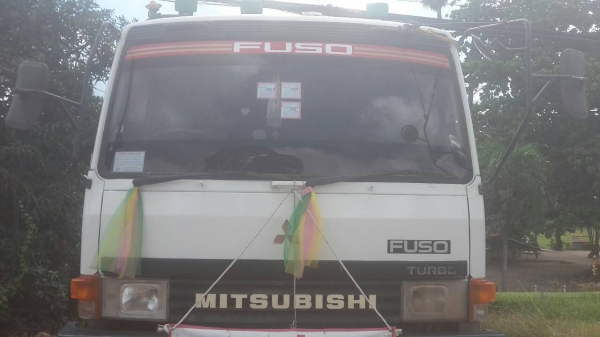 รถบรรทุก 10 ล้อดัมพ์ MITSUBISHI FN527 220 แรงม้า รถบรรทุก 10 ล้อดัมพ์ MITSUBISHI FN527 220 แรงม้า