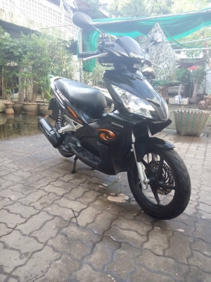 ขายลูกเดียว air blade110ตัวท็อป ปี2549 สวยๆ มีเล่มเอกสารครบ