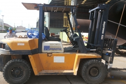 ขายรถ komatsu ขนาด 7 ตัน ดีเซล  เกียร์ ออโต้