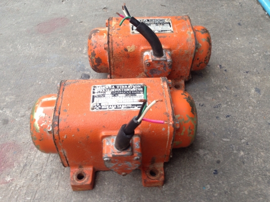 ขายมอเตอร์สั่น-เขย่า mikasa 1/4HP. ของเก่าญี่ปุ่นไฟ 220V 3สาย สภาพสวย พร้อมใช้งาน มี 2 ตัวครับ ขายมอเตอร์สั่น-เขย่า mikasa 1/4HP. ของเก่าญี่ปุ่นไฟ 220V 3สาย สภาพสวย พร้อมใช้งาน มี 2 ตัวครับ