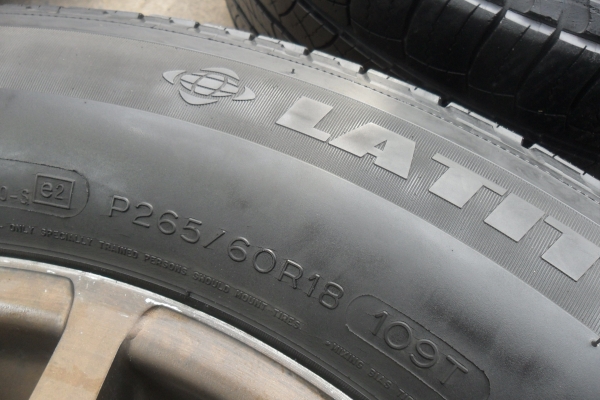 ล้อแม็ก 18นิ้ว 6รู พร้อมยาง สวยๆ 4 ล้อ ราคา 8700 บาท