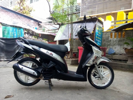 ขายลูกเดียว click lสวยๆทะเบียน222ปี2550 รถบ้านพร้อมใช้ มีเล่มเอกสารครบ