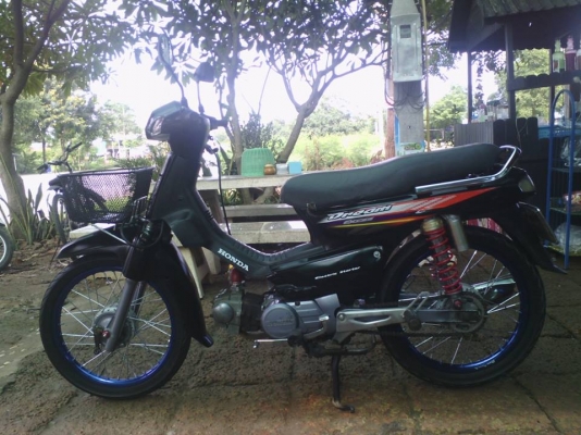 ขาย ดรีมเอ๊กเซลราคาสุดท้าย เครื่องดี ท่อผ่า (คาบูเเดช / ตะกร้าหน้า / กระจก / ล้อ / ยางหน้า-หลัง อะไหล่ของใหม่) มีสำเนาหน้าเล่ม+ใบซื้อขาย ค่าตัว 6900 บาท โทร.0898054390 โอ๋ อยู่จังหวัด ลพบุรี