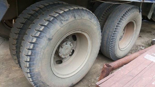 ขายรถบรรทุก 10 ล้อเทเลอร์ MITSUBISHI FN527TF 220 แรงม้า ราคา 800000