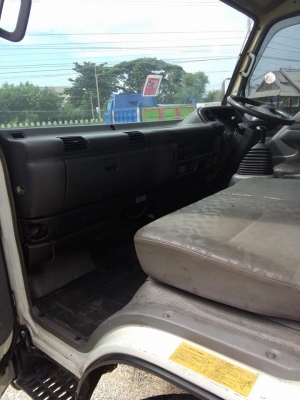 ขายหกล้อNQR175คอมมอลแรลปี51 ยางกระทะเรเดียลมิชลิน90เปอร์เซน แอร์เย็น เครื่องแน่นไม่มีไอ กระบะพร้อมคอกเหล็กสวยๆยาว5.40กว้าง2.30 รถพร้อมใช้ทะเบียนพร้อมโอน พวงมาลัยพาวเวอร์ รถห้างแท้