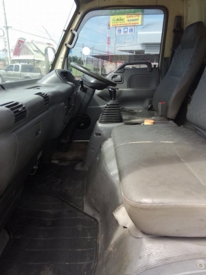 ขายหกล้อNQR175คอมมอลแรลปี51 ยางกระทะเรเดียลมิชลิน90เปอร์เซน แอร์เย็น เครื่องแน่นไม่มีไอ กระบะพร้อมคอกเหล็กสวยๆยาว5.40กว้าง2.30 รถพร้อมใช้ทะเบียนพร้อมโอน พวงมาลัยพาวเวอร์ รถห้างแท้