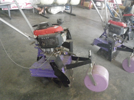 รถพรวนดินฮอนด้า