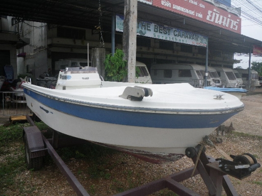 เรือ Yamaha 17 ฟุต ป้อมกลาง